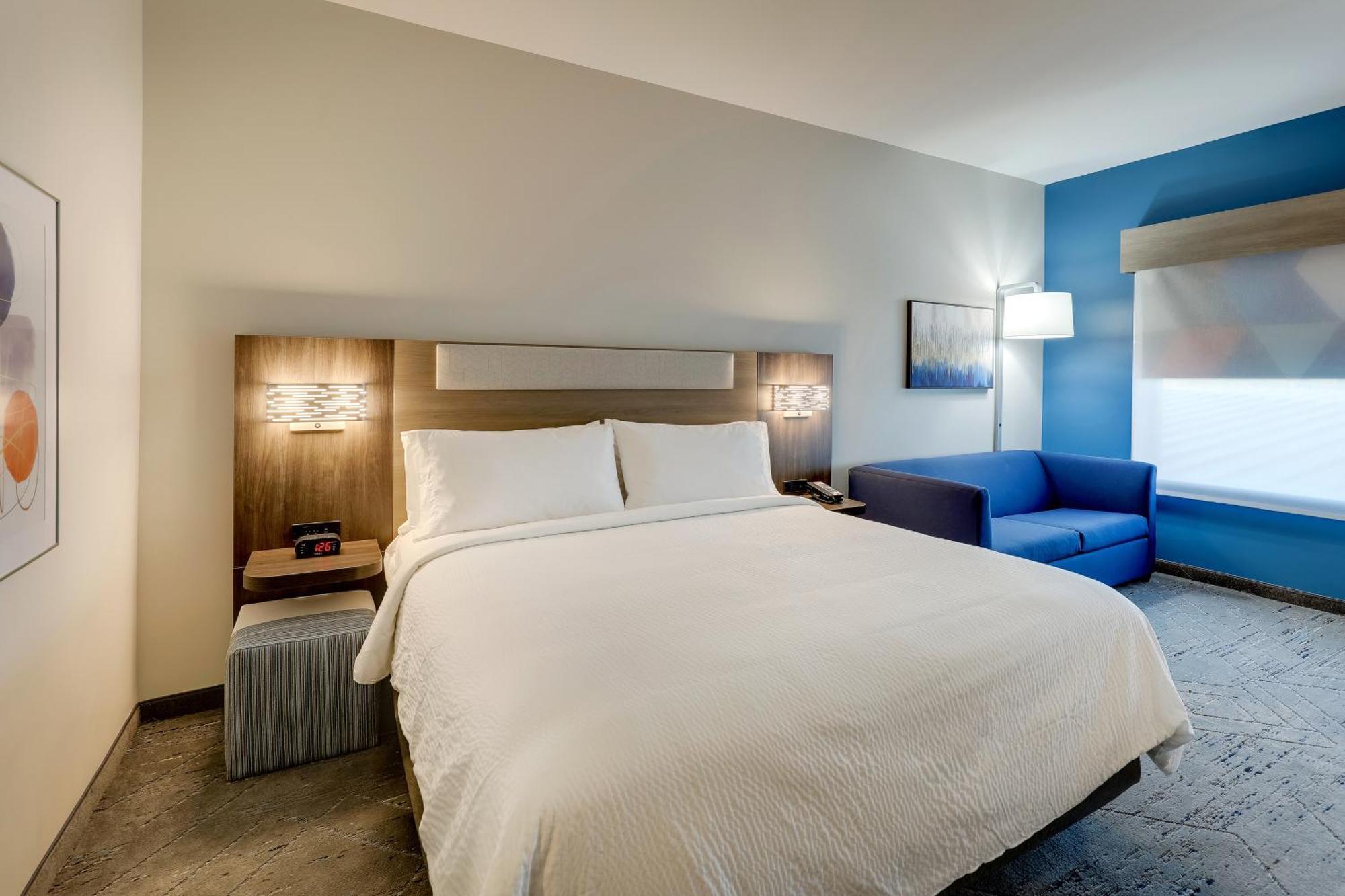Holiday Inn Express Holly Springs - Raleigh Area By Ihg Eksteriør billede