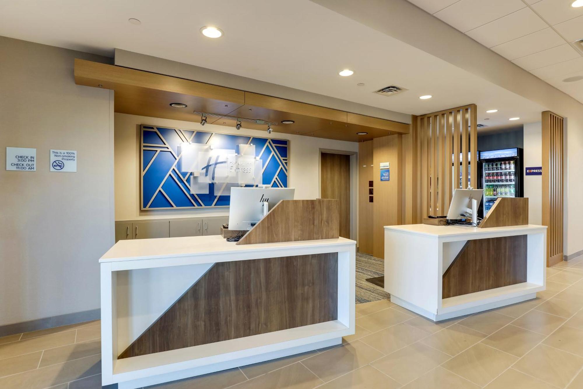 Holiday Inn Express Holly Springs - Raleigh Area By Ihg Eksteriør billede