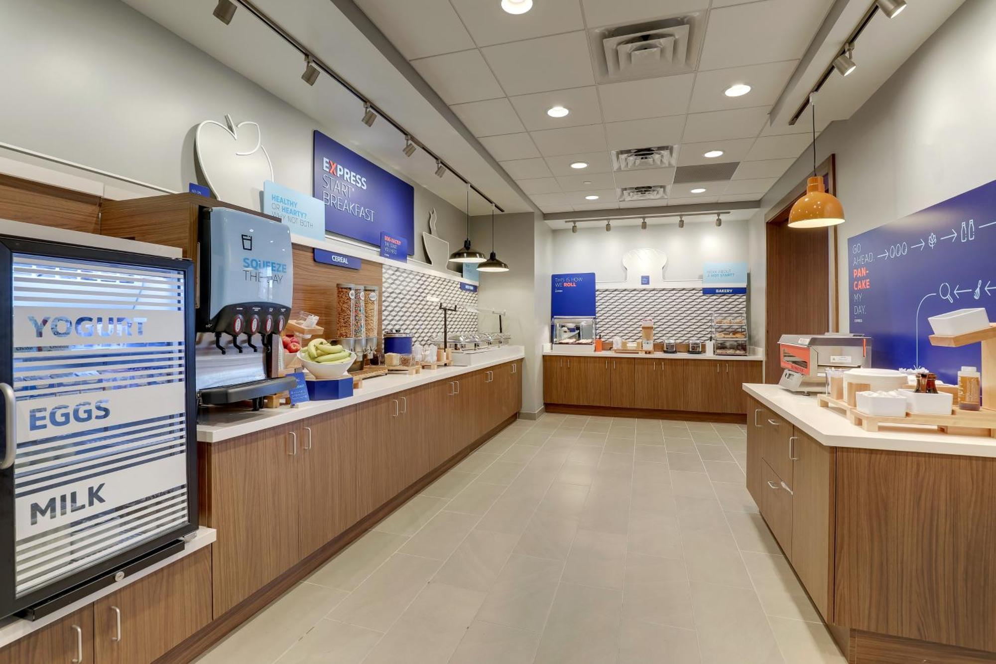 Holiday Inn Express Holly Springs - Raleigh Area By Ihg Eksteriør billede