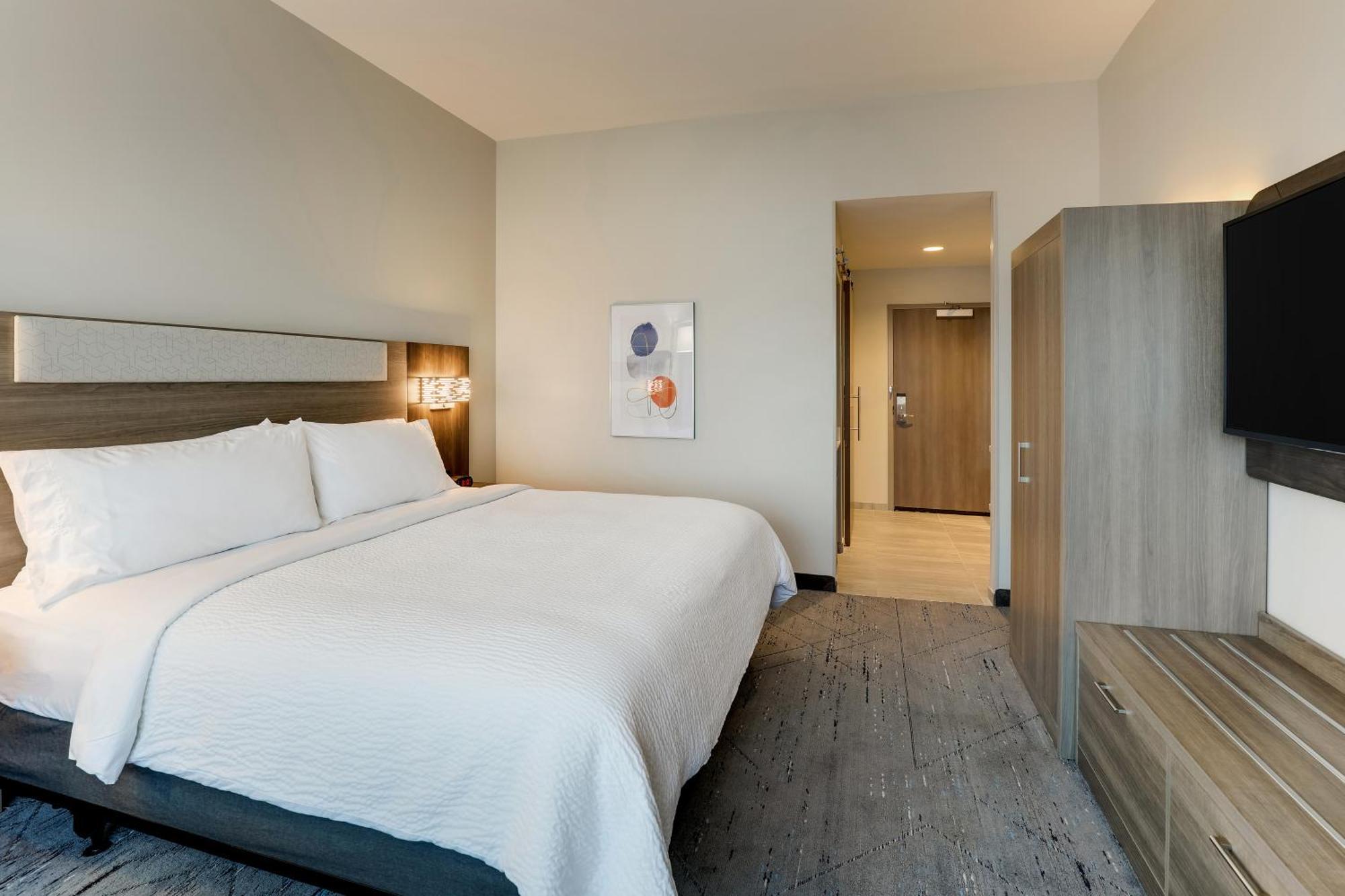 Holiday Inn Express Holly Springs - Raleigh Area By Ihg Eksteriør billede