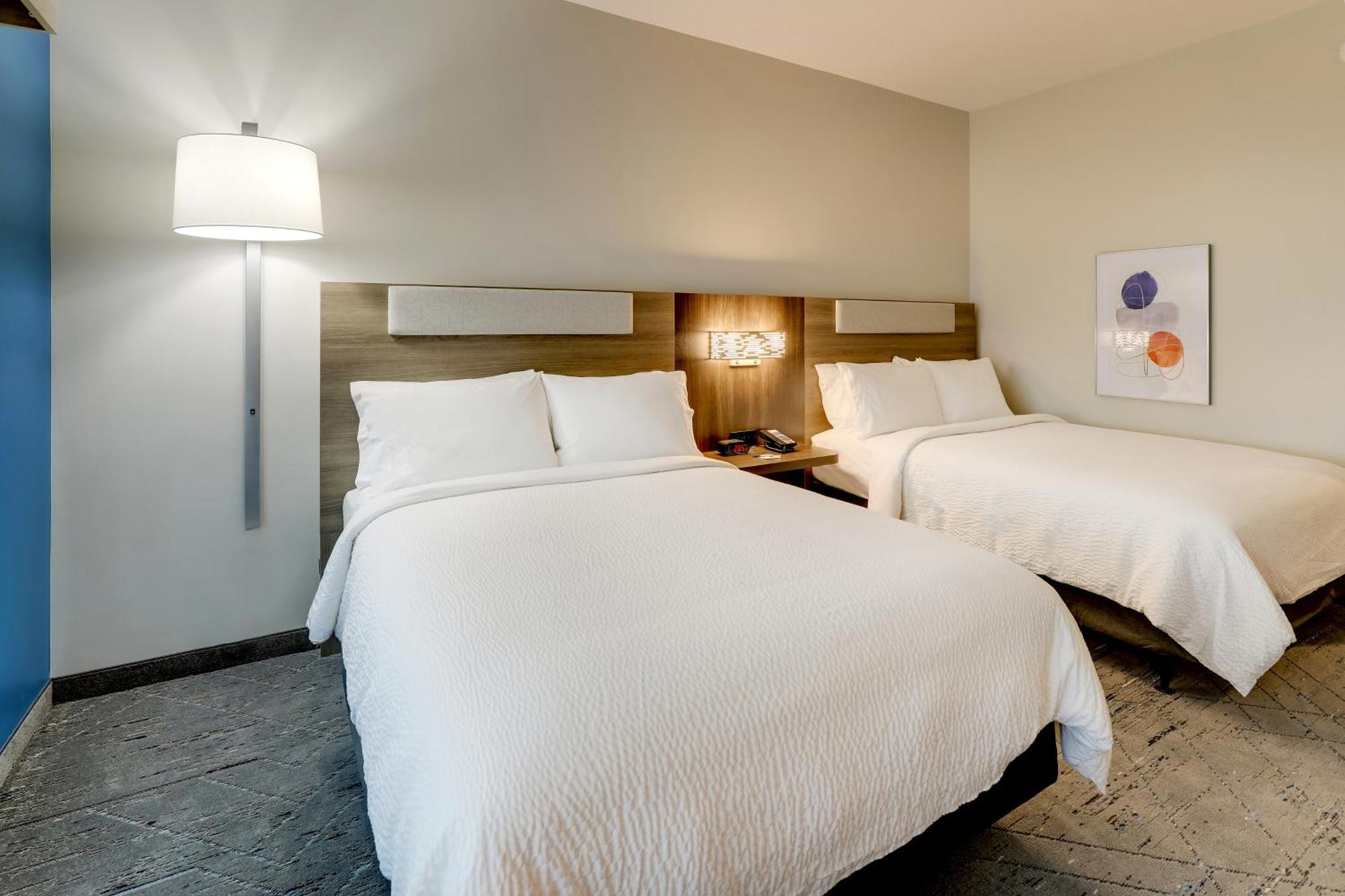 Holiday Inn Express Holly Springs - Raleigh Area By Ihg Eksteriør billede